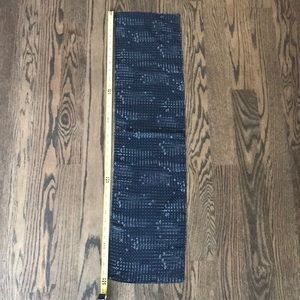 Silky head or neck scarf